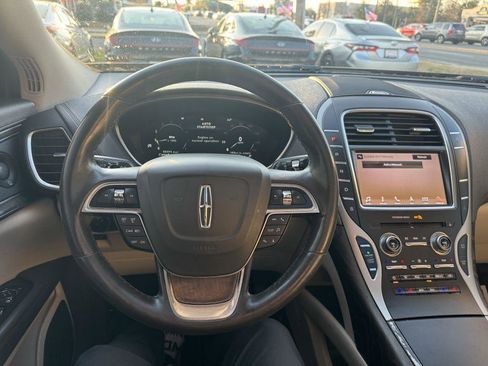 Used 2019 Lincoln Nautilus Reserve w/ Cargo Utility Package image 17