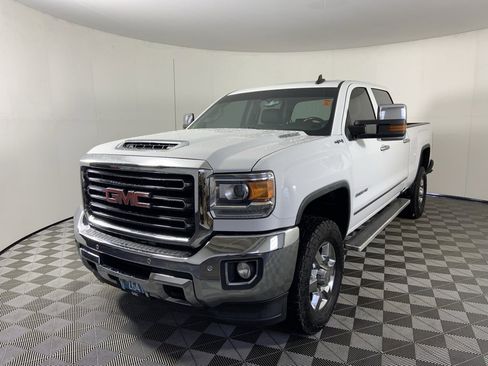 Used 2019 GMC Sierra 2500 SLT w/ Duramax Plus Package image 5