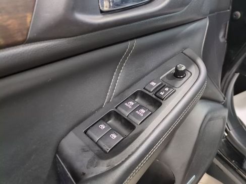 Used 2019 Subaru Outback 3.6R Limited image 16