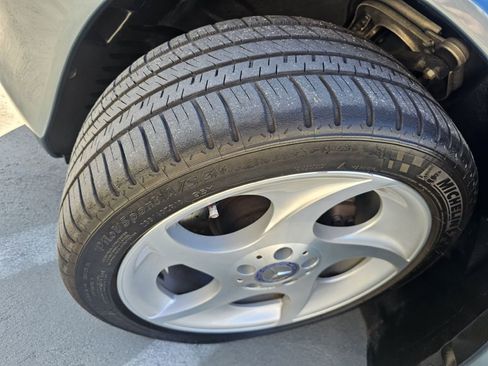 Used 2004 Mercedes-Benz SL 500 image 19