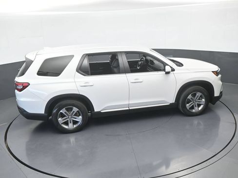 Used 2025 Honda Pilot EX-L image 56