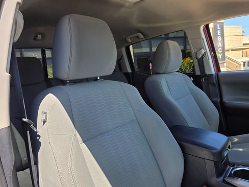 Used 2019 Toyota Tacoma SR5 RWD image 15