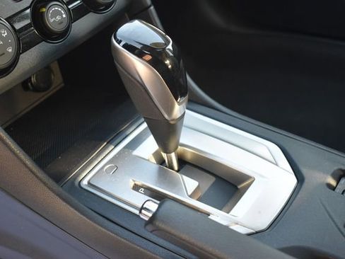 Used 2018 Subaru Crosstrek 2.0i Premium image 23