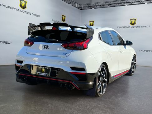 Used 2021 Hyundai Veloster N image 5