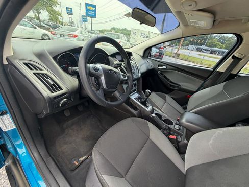 Used 2014 Ford Focus SE FWD image 31