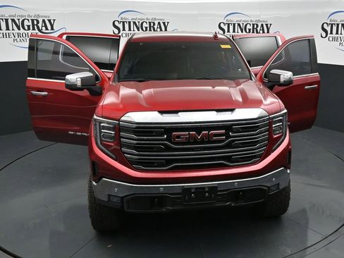 Used 2024 GMC Sierra 1500 SLT w/ SLT Premium Plus Package AWD/4WD image 25