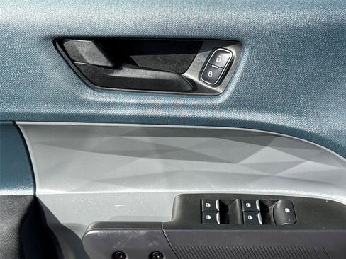 Certified 2023 Ford Maverick XL FWD image 29