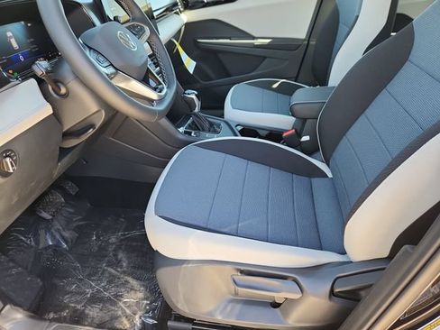 New 2026 Volkswagen Taos S FWD image 7