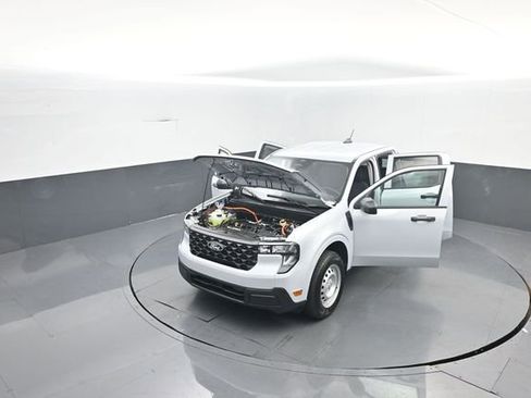 New 2026 Ford Maverick XL image 32