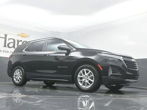 Used 2024 Chevrolet Equinox LT image 2