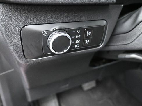 Used 2025 Ford Escape ST-Line image 13