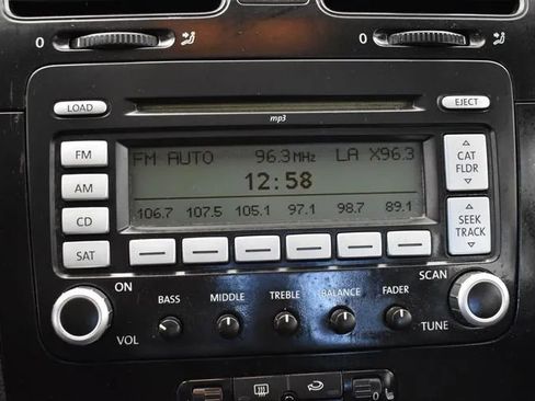 Used 2008 Volkswagen Jetta SE FWD image 26