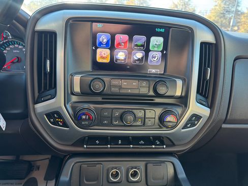 Used 2017 GMC Sierra 1500 SLT w/ SLT Premium Package image 25