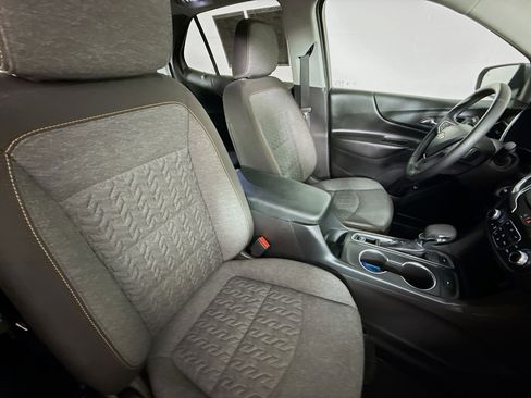 Used 2024 Chevrolet Equinox LT image 34
