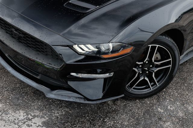 Used 2018 Ford Mustang Premium RWD image 26