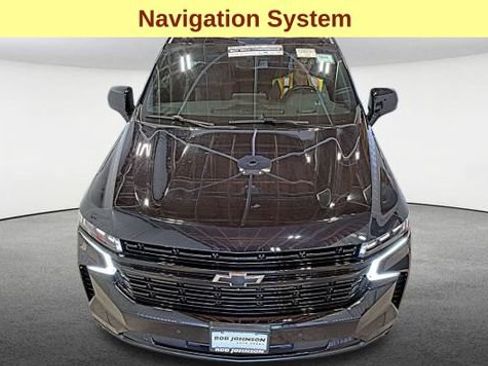 Used 2024 Chevrolet Suburban RST w/ Luxury Package AWD/4WD image 4