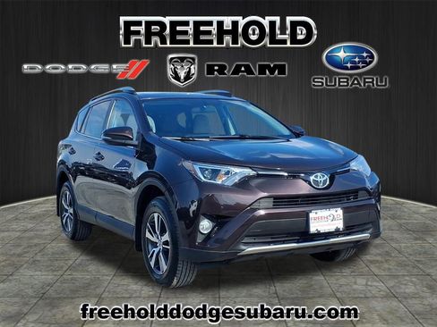 Used 2016 Toyota RAV4 XLE image 1