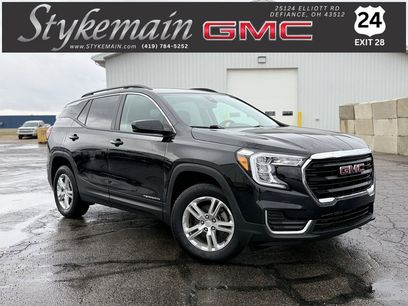 Used 2022 GMC Terrain SLE w/ Driver Convenience Package