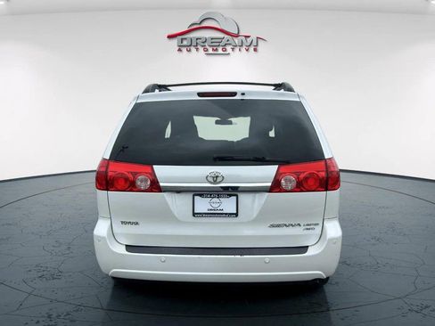 Used 2010 Toyota Sienna XLE Limited AWD/4WD image 15