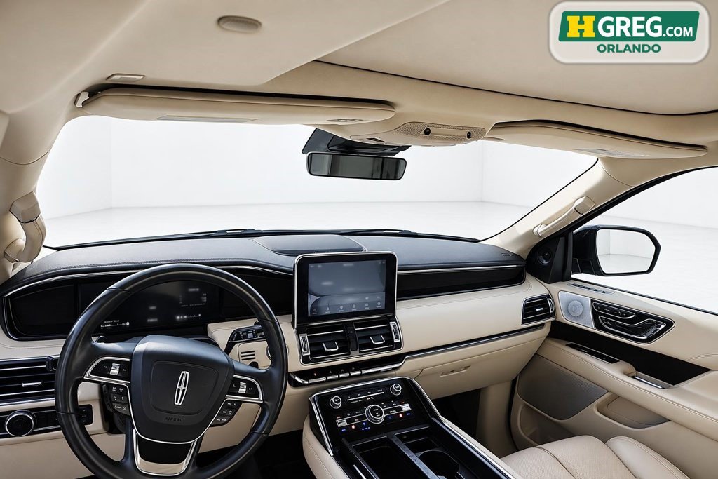 Used 2020 Lincoln Navigator Reserve w/ Luxury Package AWD/4WD image 11