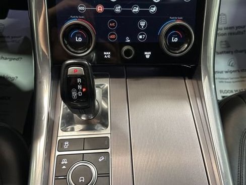 Used 2020 Land Rover Range Rover Sport HSE AWD/4WD image 31