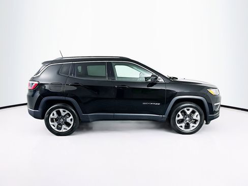 Used 2017 Jeep Compass Limited w/ Navigation Group image 10