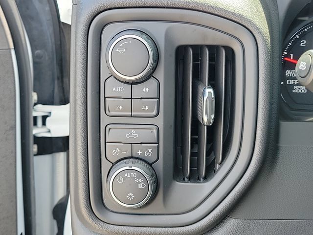 Used 2025 Chevrolet Silverado 1500 Custom Trail Boss AWD/4WD image 29