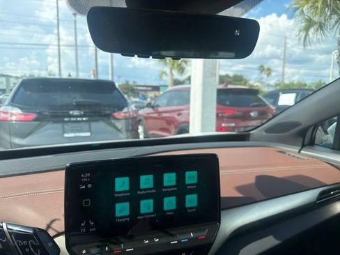 Used 2023 Volkswagen ID.4 Pro RWD image 19