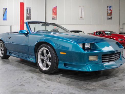 Used 1991 Chevrolet Camaro RS image 9