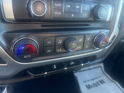 Used 2019 GMC Sierra 1500 SLE w/ SLE Value Package image 25