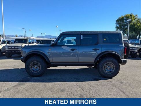New 2025 Ford Bronco Badlands image 2