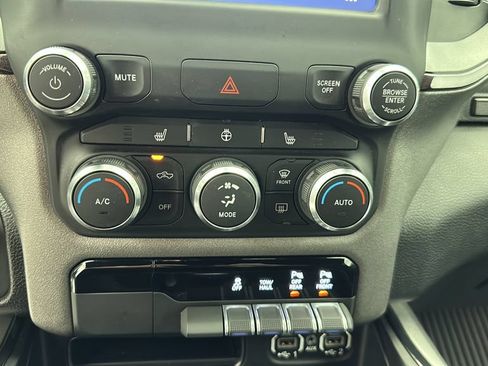 Used 2023 RAM 1500 Big Horn AWD/4WD image 21