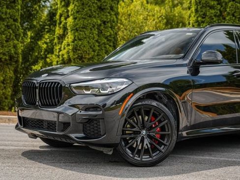 Used 2023 BMW X5 sDrive40i w/ M Sport Package RWD image 3