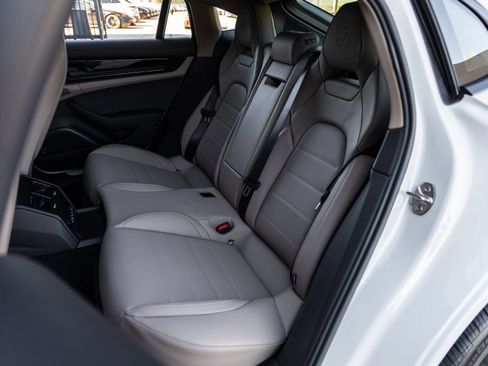 Certified 2026 Porsche Panamera 4 AWD/4WD image 35