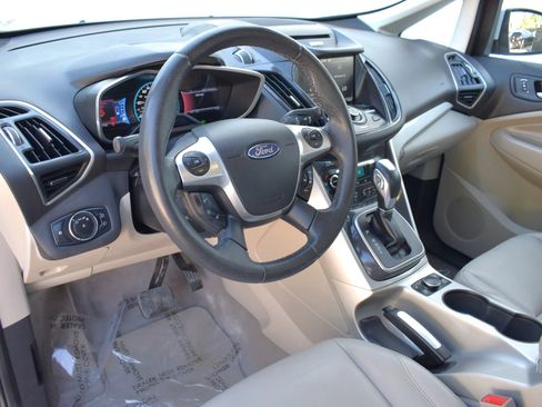 Used 2013 Ford C-MAX Energi SEL FWD image 10