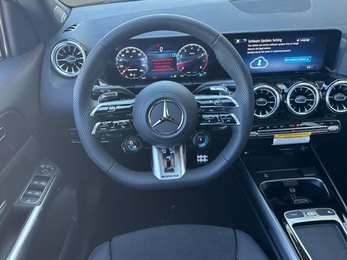 New 2026 Mercedes-Benz GLA 35 AMG 4MATIC image 27