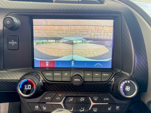 Used 2017 Chevrolet Corvette Stingray Coupe image 9