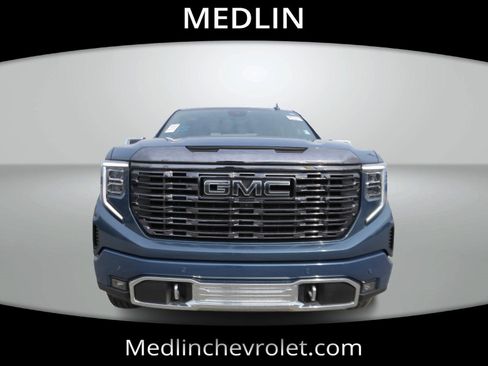 Used 2024 GMC Sierra 1500 Denali Ultimate image 3