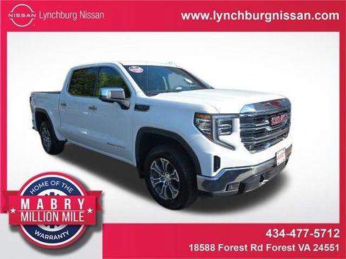 Used 2025 GMC Sierra 1500 SLT AWD/4WD image 1