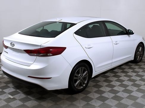 Used 2017 Hyundai Elantra Value Edition w/ Cargo Package image 7