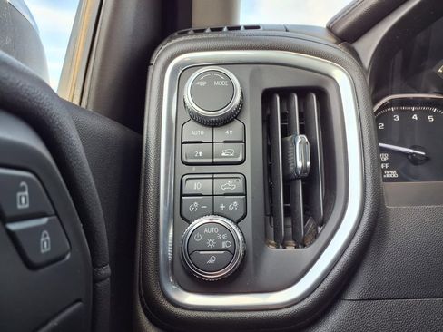 Used 2021 GMC Sierra 1500 SLT AWD/4WD image 13