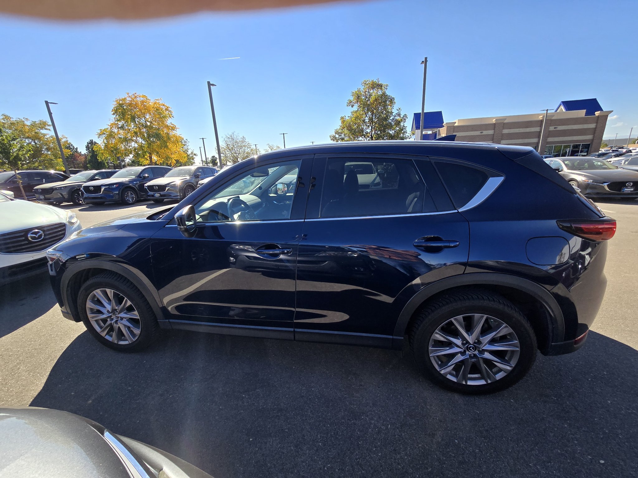 Used 2019 MAZDA CX-5 Grand Touring AWD/4WD image 2