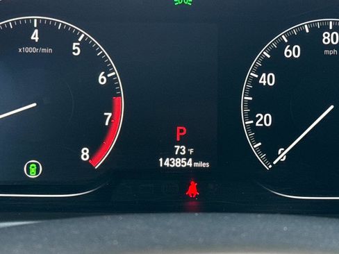 Used 2018 Honda Accord Touring image 29