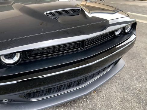 Used 2022 Dodge Challenger R/T w/ Blacktop Package image 29