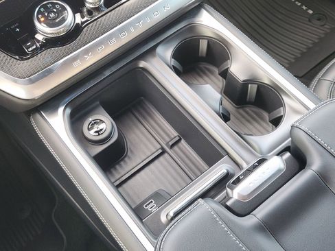 New 2026 Ford Expedition Max Platinum w/ Stealth Appearance Package image 19