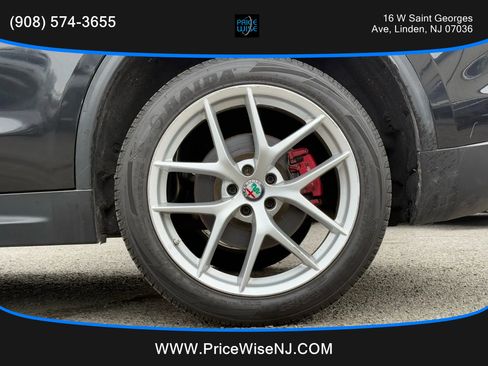 Used 2018 Alfa Romeo Stelvio Ti Sport image 30