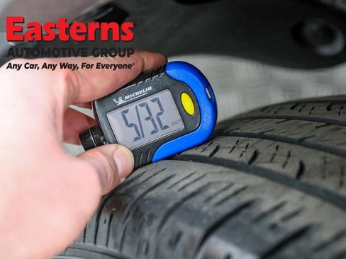 Used 2024 Toyota RAV4 LE image 27