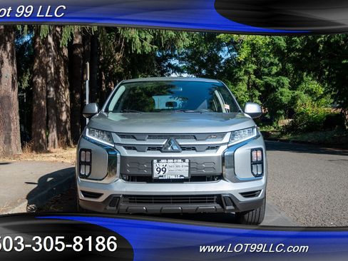 Used 2020 Mitsubishi Outlander Sport ES image 3