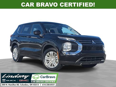 Used 2023 Mitsubishi Outlander ES image 1