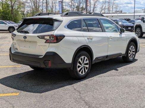 Used 2022 Subaru Outback Premium AWD/4WD image 7